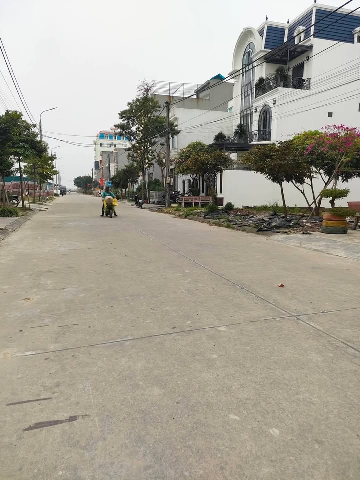 Bán Đất Giãn Dân LK 5-15 Nhật Tân, Gia Lộc, Hải Dương - 100m² - Sổ Đỏ