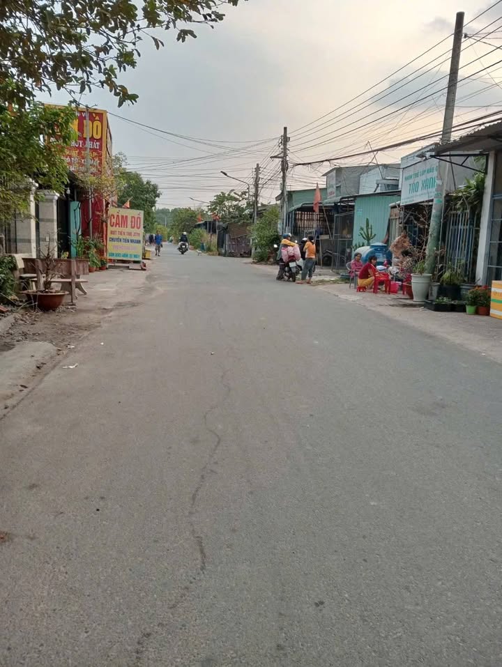 Đất Nền 246m² Đường 744, Bến Cát - Sổ Đỏ Sẵn Sàng