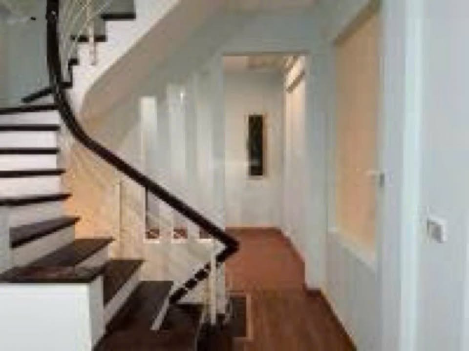 Cho thuê nhà 36m² x 5 tầng, 4PN tại Ngõ Thái Thịnh, Đống Đa - Giá 18 Triệu