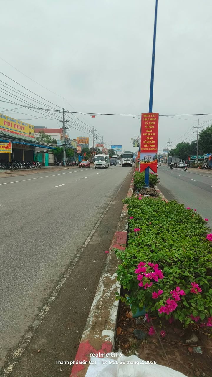 Nhà Phố Mặt Tiền QL13 Bến Cát 312m² - Cơ hội đầu tư sinh lời!