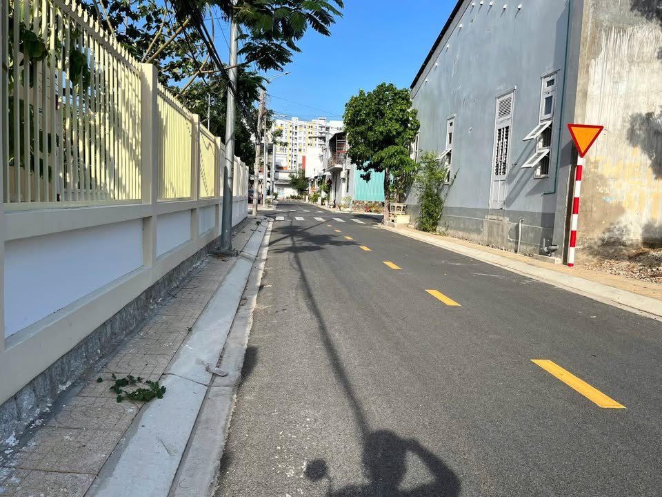 Đất Nền Mỹ Bình, Phan Rang - 84m² Sổ Đỏ, Đối Diện Trường Học