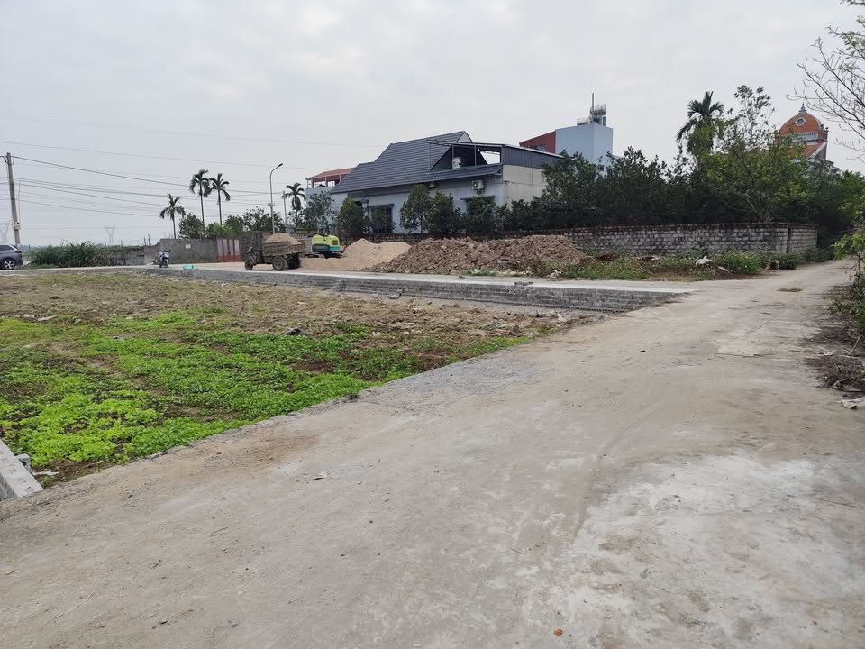 Bán đất 88m² Xã Phượng Dực, Hà Nội - Gần Cienco5, Hướng Đông Nam Mát Mẻ