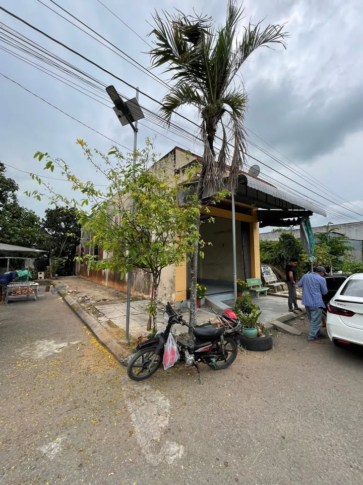 Bán Gấp 2 Nền Liền Kề Kèm Nhà Cấp 4 Xã An Hòa, Đồng Tháp - 180m²