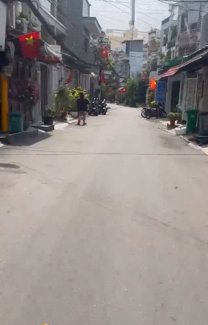 Đất Nền Gò Vấp - 36m² Giá 5.5 Tỷ - Hẻm Xe Hơi