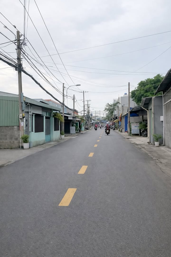 Nhà Linh Xuân Thủ Đức 110m2 5.9 tỷ - Ô tô vào tận nhà