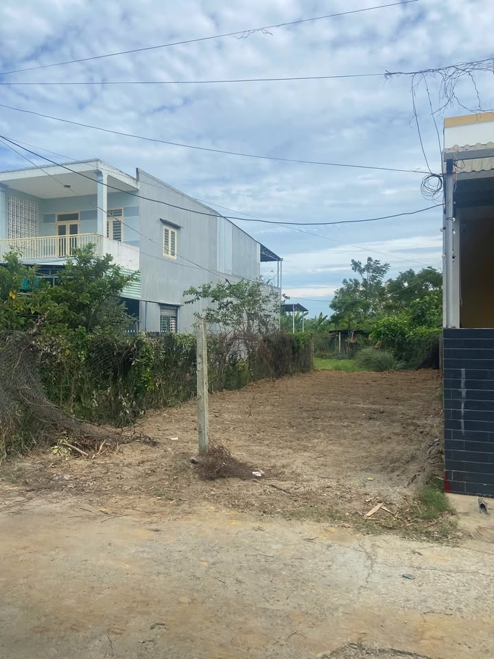 Đất nền Cẩm Lệ 111m² chỉ 1.55 tỷ - Sổ đỏ chính chủ!