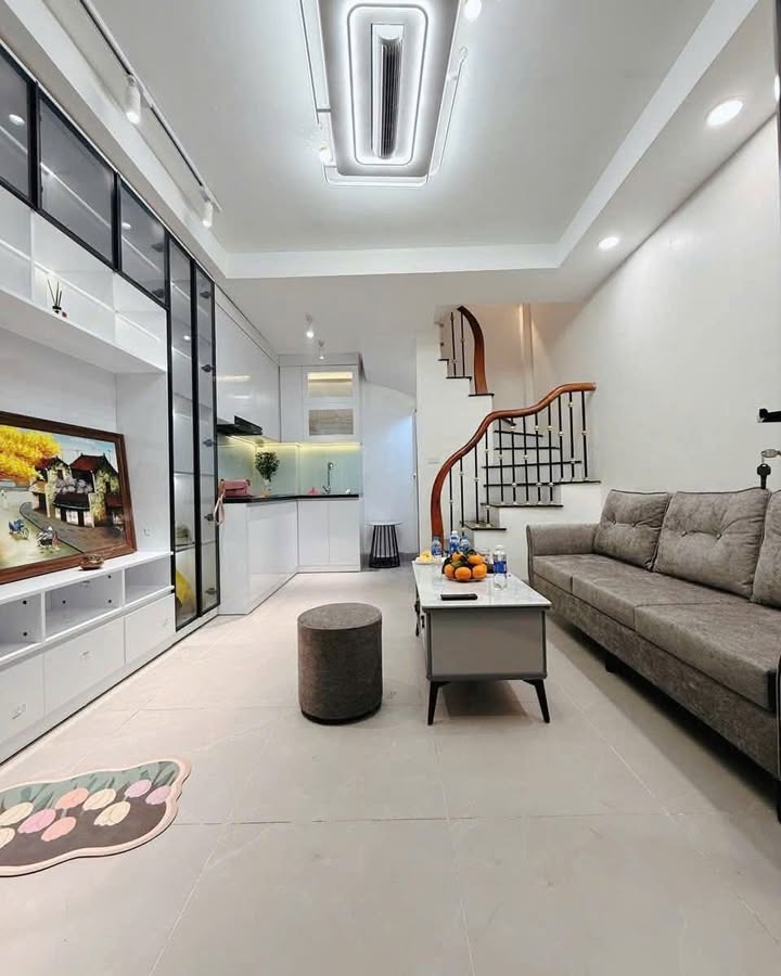Nhà riêng Tôn Đức Thắng 26m² Đống Đa - Full nội thất, sẵn sàng ở ngay!