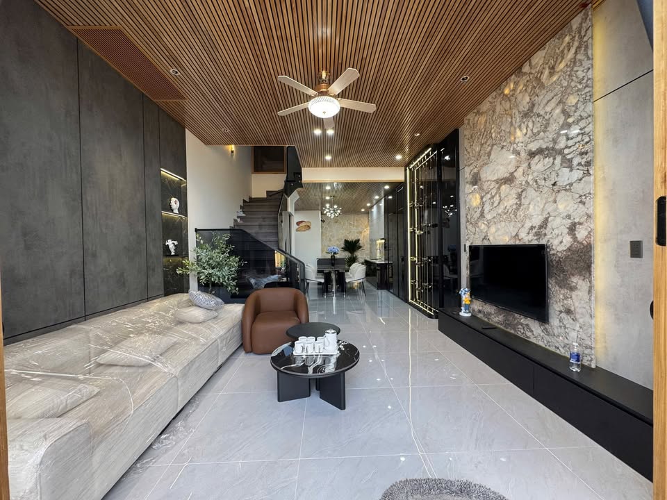 Nhà riêng Hòa Minh, Liên Chiểu 25 triệu - Full nội thất cao cấp!