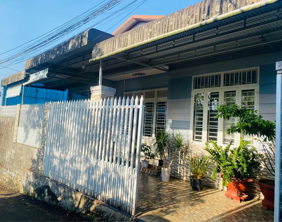 Nhà Đẹp 224m² Phan Đình Phùng, Bảo Lộc - Sân Oto, 5PN, Giá Thỏa Thuận