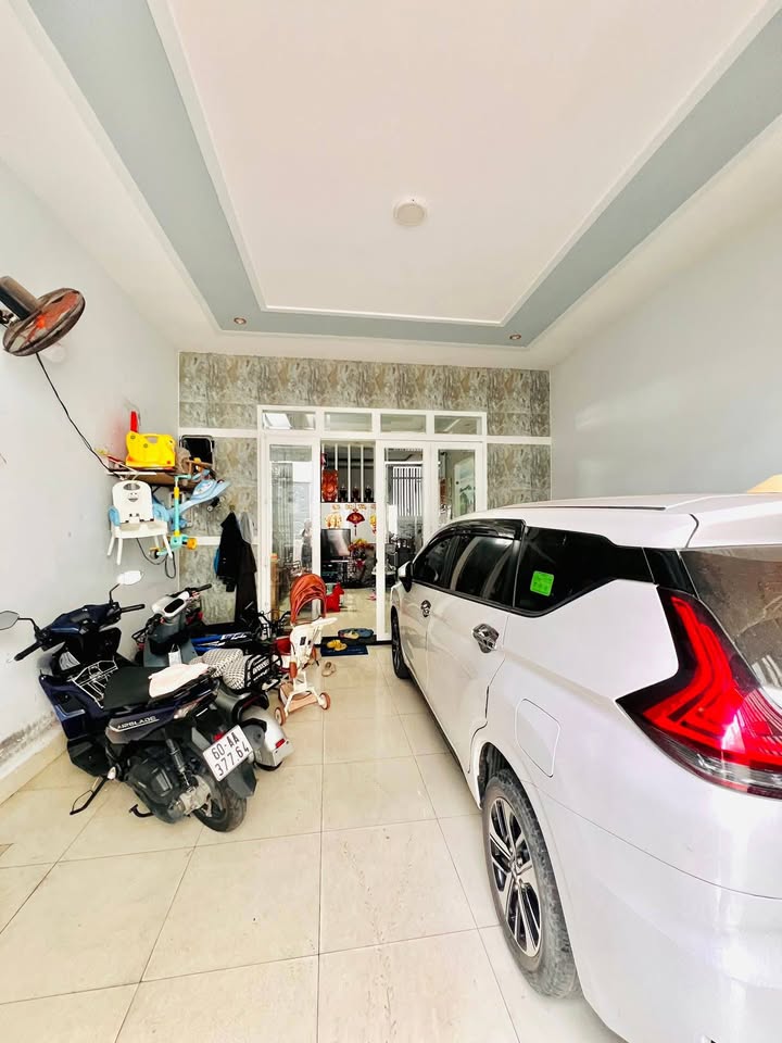 Nhà Biên Hòa 75m² - Ô tô vào tận nhà, giá 1.75 tỷ!