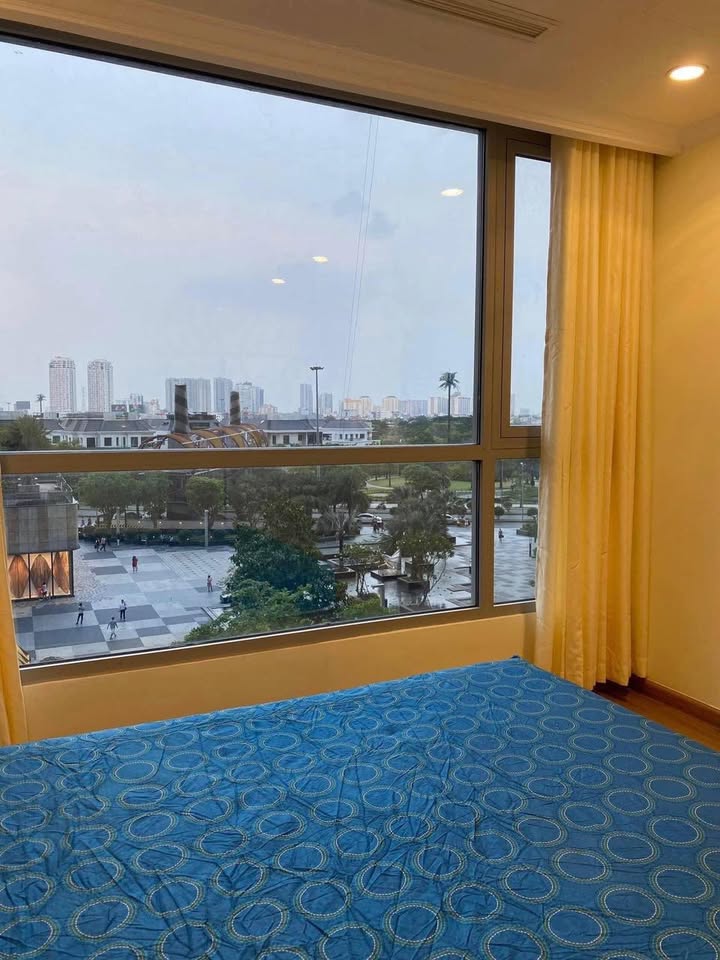 Căn hộ Vinhomes Central Park Bình Thạnh 3PN 33 triệu - View đẹp