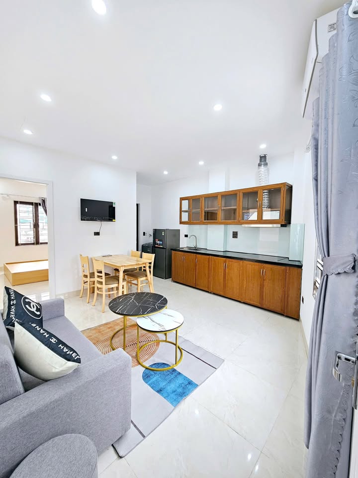 Căn hộ Dịch Vọng Hậu, Cầu Giấy 10.5 triệu - Full nội thất cao cấp!