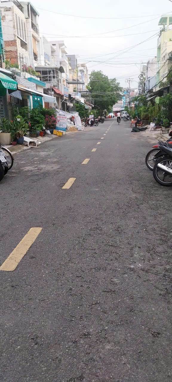 Nhà 2 Mặt Hẻm Bùi Tư Toàn, Bình Tân - 77m², 5.2 Tỷ, Sổ Hồng Chính Chủ