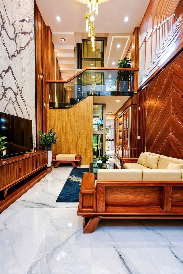 Nhà 5 Tầng Thang Máy Hương Lộ 2, Bình Tân - 64m² - 8.79 Tỷ