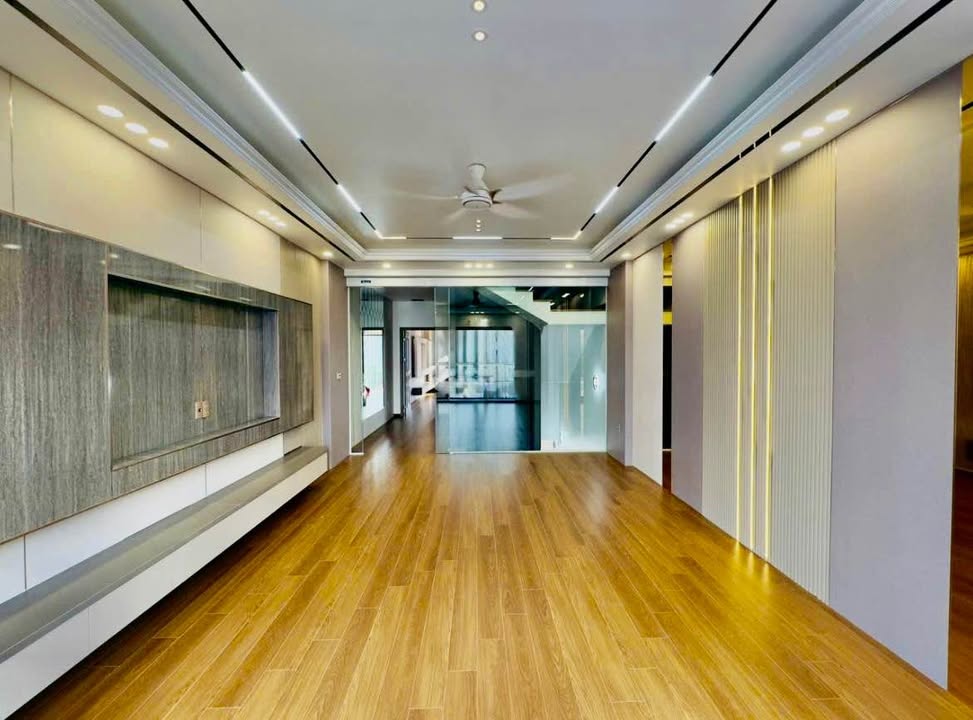 Bán nhà phân lô Lê Hồng Phong Thủy Nguyên 80m² - Có thang máy, ô tô vào nhà