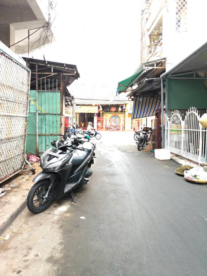 Nhà Mặt Tiền Điện Biên Phủ, Trà Vinh - 5PN, Kinh Doanh Tốt - 6.5 Tỷ