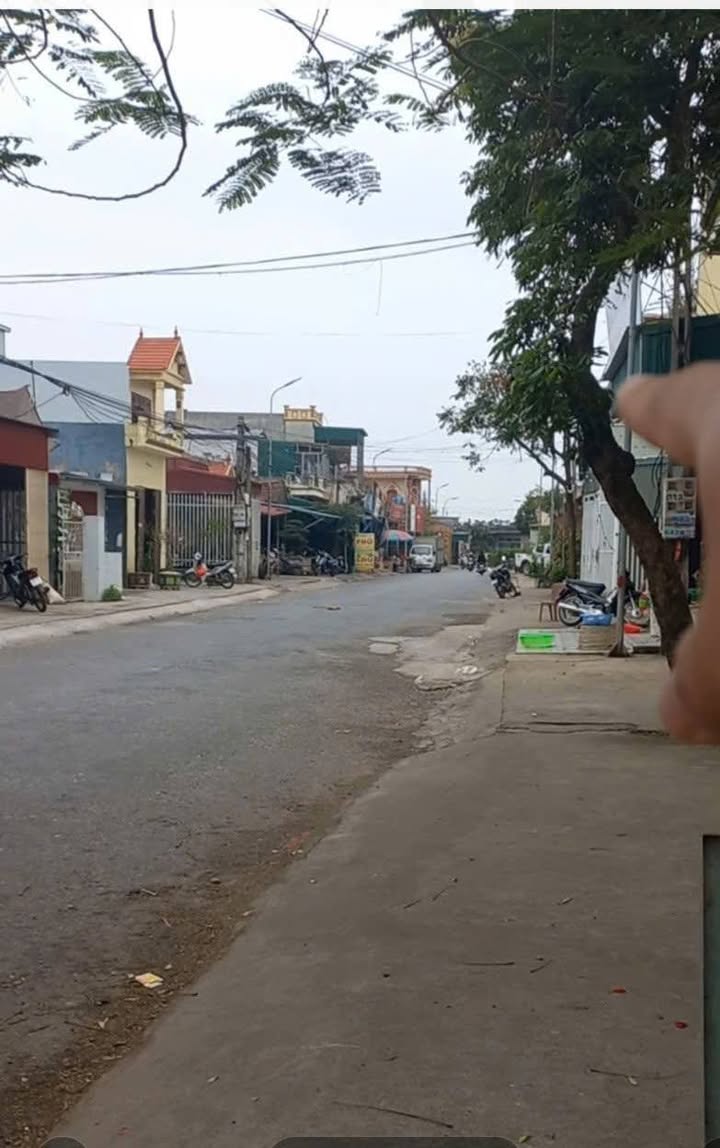 Đất nền Nam Thanh, Tiền Hải 90m² - Đường to ô tô thông các ngả!