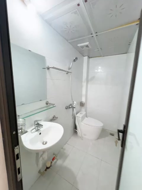 Phòng Trọ Cầu Giấy 40m² Full Nội Thất, Giá 6 Triệu - Sẵn Sàng Ở Ngay