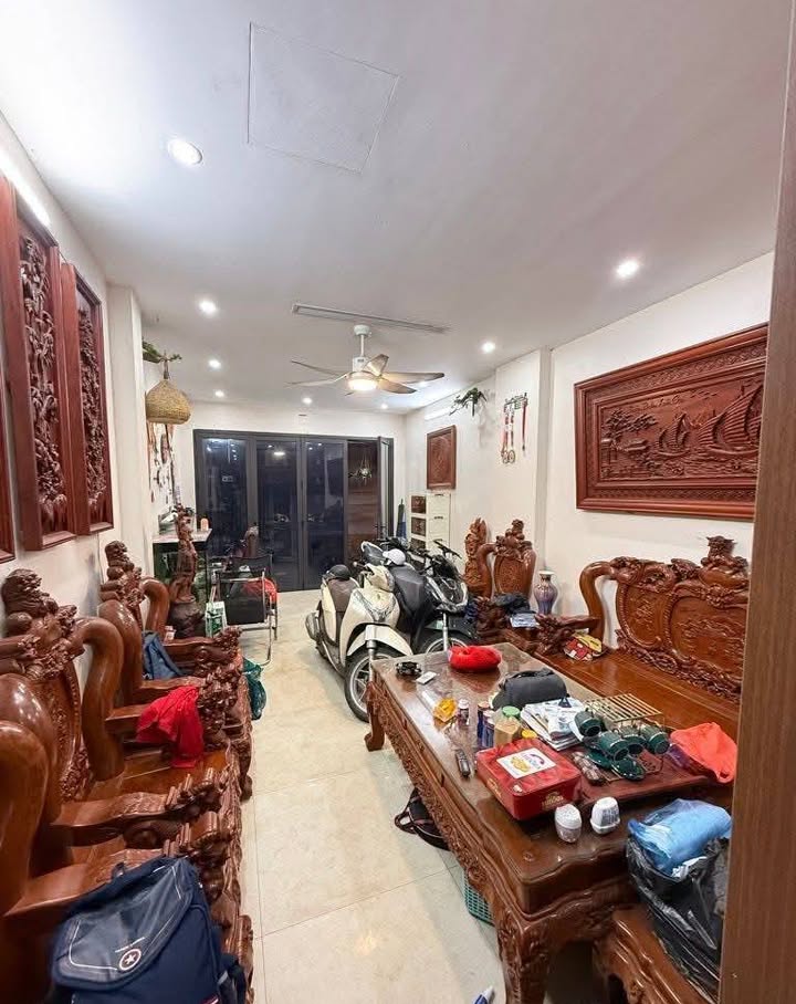 Nhà 4 Tầng Phân Lô Kim Đồng 62m², 6PN - Giá Tốt Nhất 15.5 Tỷ