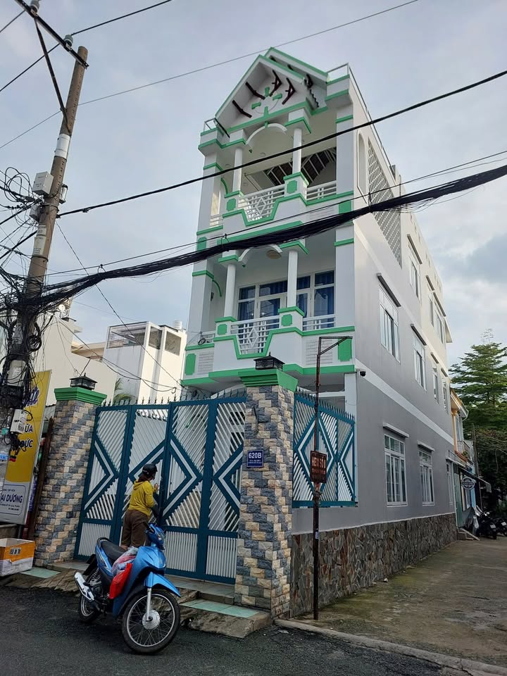 Nhà Riêng Đường Hà Bổng Q12 81m² - Ô tô vào tận nhà!