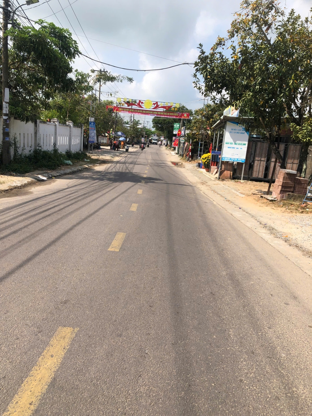 Đất Nền Thăng Bình 200m² - Mặt Tiền Kinh Doanh, Sổ Hồng Riêng