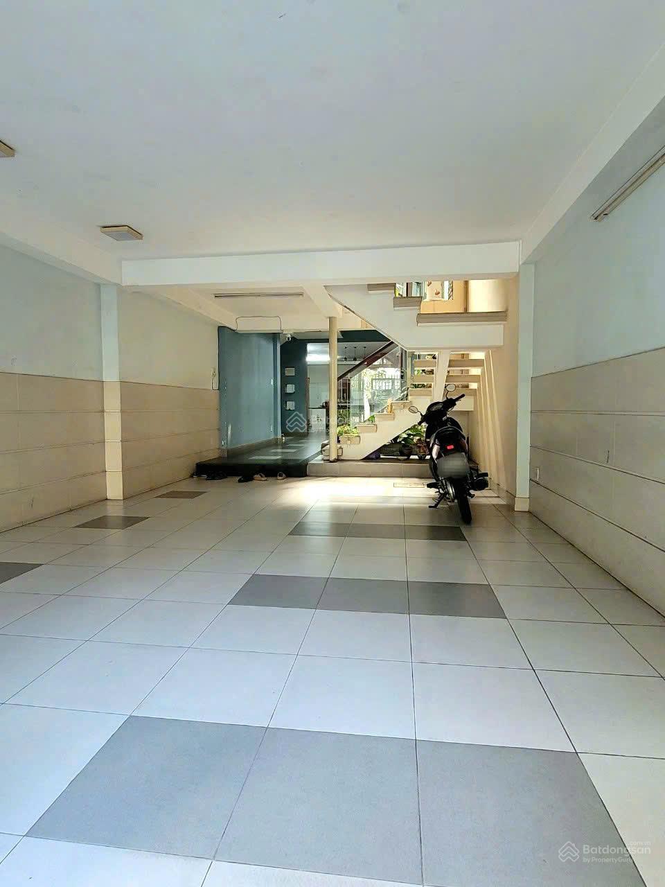 Nhà Mặt Tiền Phan Đăng Lưu 139m² - Vị Trí Vàng Kinh Doanh Đa Ngành!