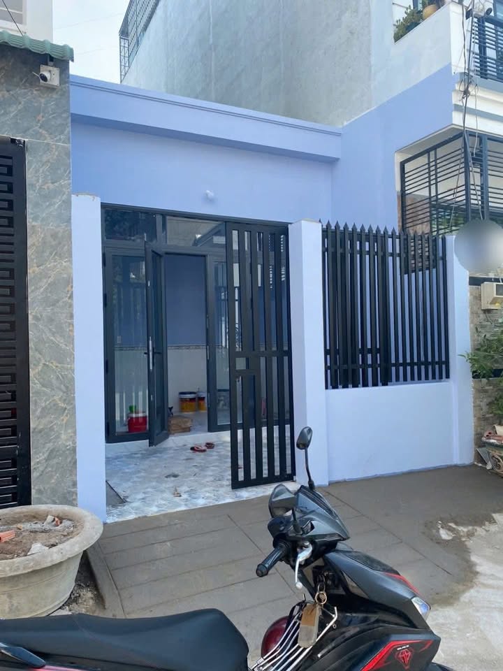 Cho thuê nhà hẻm 76 Lê Văn Chí, TP. Thủ Đức - 68m², 2PN, 8 triệu/tháng