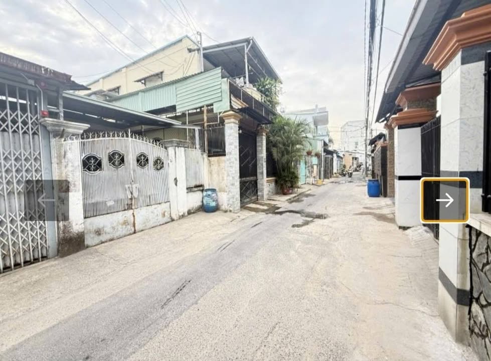 Nhà Đường Số 4, TP Thủ Đức 121m² 6.3 Tỷ - Hẻm Xe Hơi, Trung Tâm