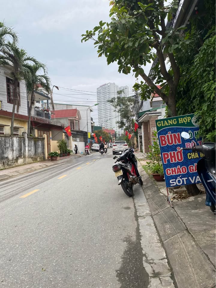 Nhà phố Thành phố Vinh 150m² giá 10 tỷ - Mặt tiền kinh doanh đắc địa!