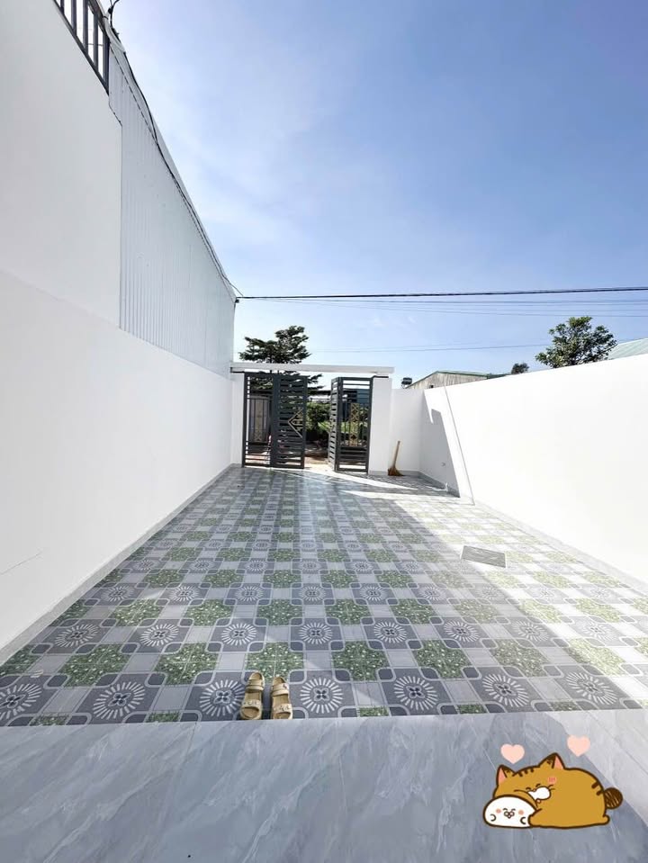 Nhà Riêng Nguyễn Chí Thanh, Pleiku 140m² chỉ 1.2 tỷ - Ô tô vào tận nhà!