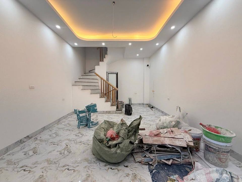 Nhà 3 Tầng Dương Văn Bé 27m² Sổ Đỏ - Giá 3.5 Tỷ