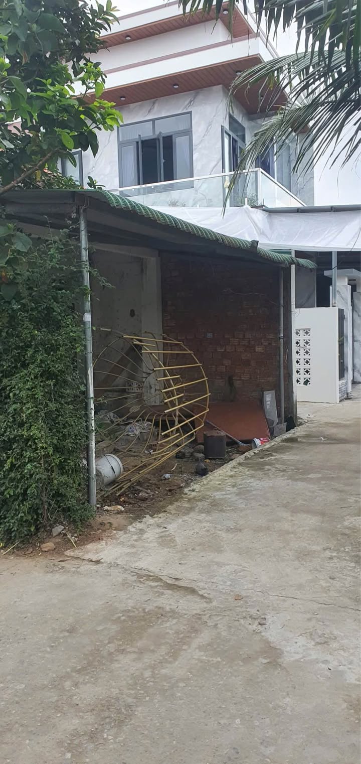 Nhà cấp 4 hẻm Tế Hanh, Quảng Ngãi - 120m² Lô Góc Giá 1.25 Tỷ