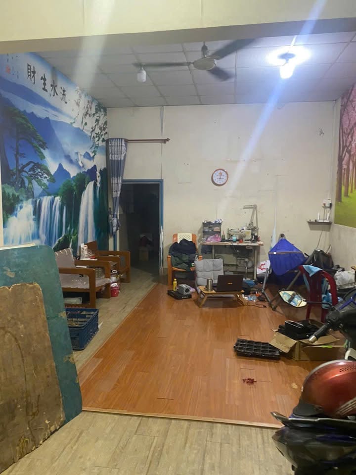 Nhà Mặt Tiền Củ Chi 95m² - Giá Tốt Hiếm Có, Vị Trí Đắc Địa!