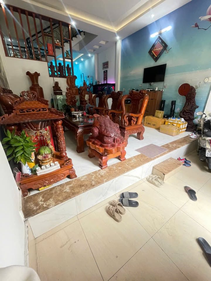 Nhà nguyên căn Bình Tân 80m² 10 triệu - Full nội thất, vào ở ngay!