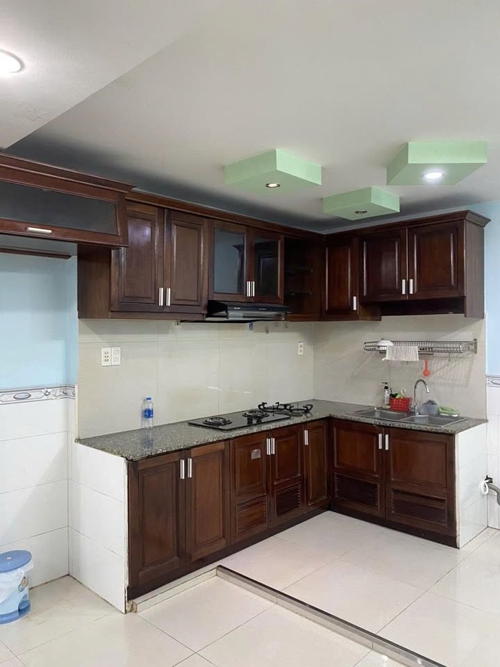 Nhà Nguyên Căn Góc Đường Thành Mỹ, Tân Bình - 2PN, Sân Rộng, Giá 12 Triệu