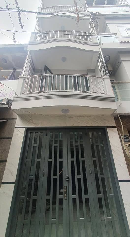 Cho thuê nhà nguyên căn Quận 1 - Hẻm xe hơi, 3PN, 4 Tầng - 18 Triệu/Tháng