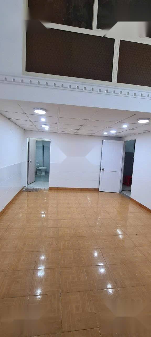 Nhà cho thuê Đường Đồng Đen, Tân Bình 50m² - Sẵn sàng ở ngay!