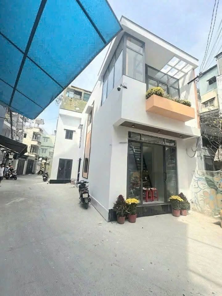 Thuê nhà nguyên căn Phan Xích Long Phú Nhuận 20m² - Vị trí đắc địa!