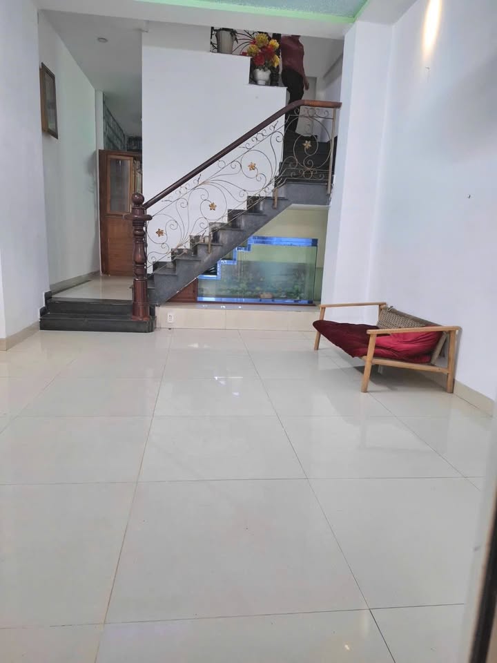 Cho thuê nhà 5PN full nội thất đường Hà Huy Giáp, Q.12 - 12 triệu/tháng