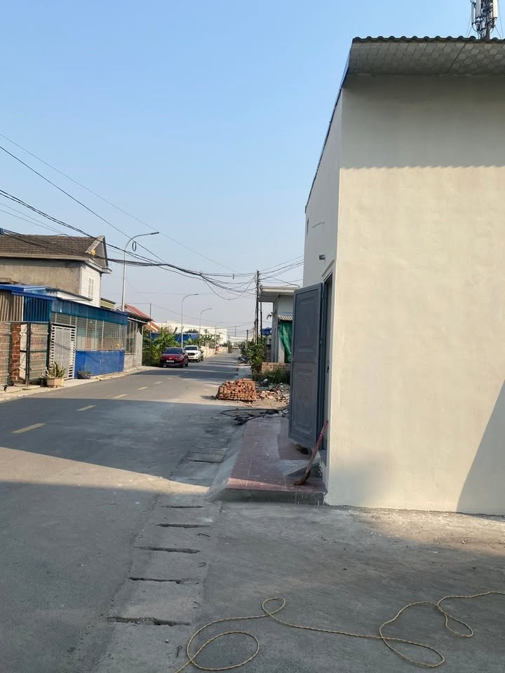 Đất Lô Góc 62m² Tặng 3 Phòng Trọ Cho Thuê Kín, Gần KCN Nam Cầu Kiền