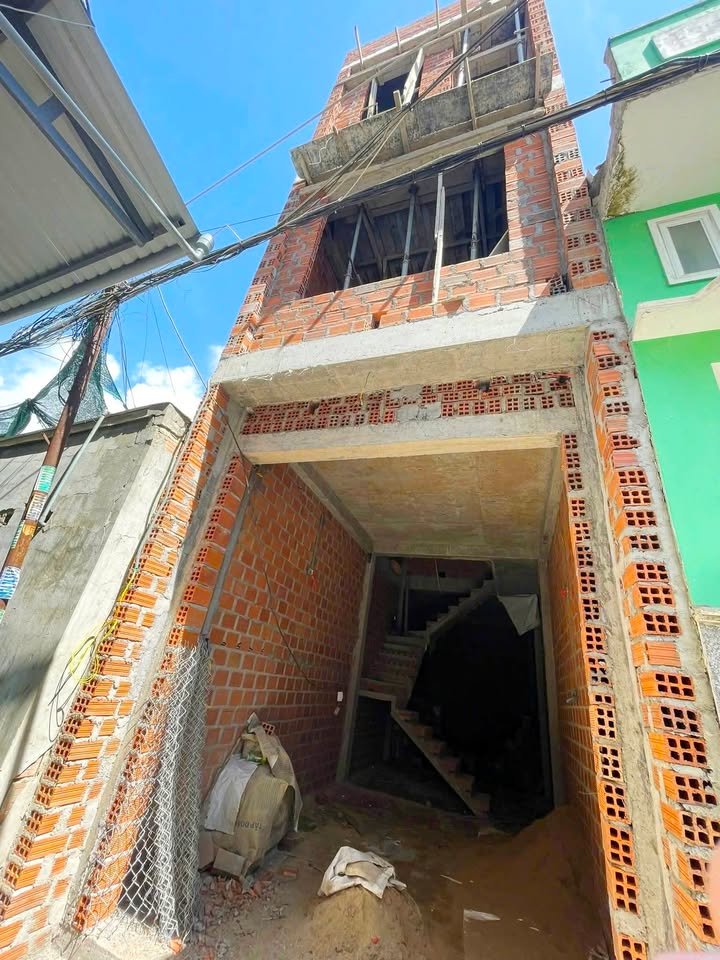 Nhà Riêng 3 Tầng Ngô Mây, Quy Nhơn 38.5m² - Thiết kế hiện đại!