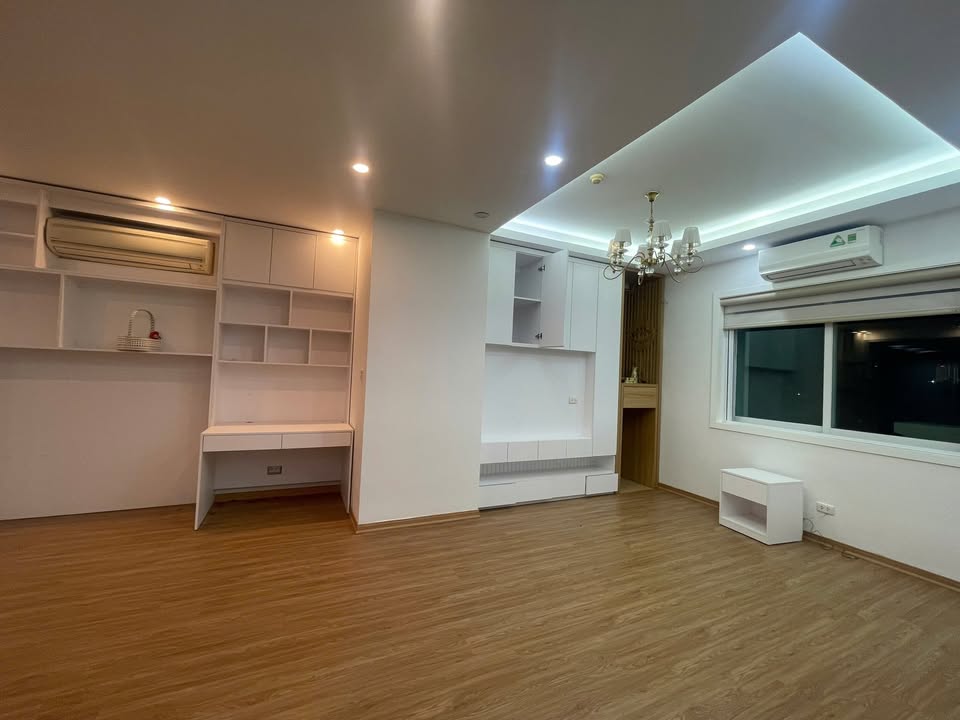 Căn hộ Ciputra Tây Hồ 150m² - Căn góc view đẹp, sẵn sàng ở!