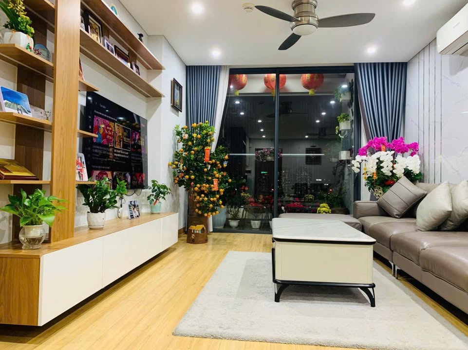 Chung cư Ngoại Giao Đoàn 135m² - Căn góc view Hồ Tây, full nội thất