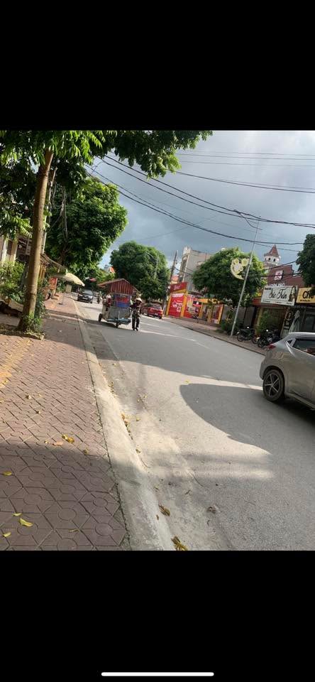 Nhà 2 Tầng Mặt Tiền 7.6m Đường Trần Hưng Đạo, Chí Linh - 207m² Thổ Cư, Kinh Doanh Tốt