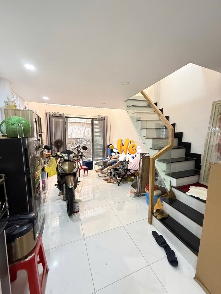 Nhà riêng Lạc Long Quân Tân Bình 29m² 4 tỷ - Sẵn sàng ở ngay!