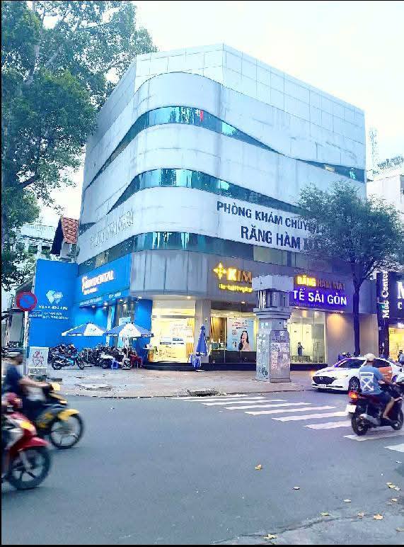 Nhà Phố Tôn Thất Tùng, Quận 1 | 76m² 25 Tỷ | Mặt Tiền Kinh Doanh