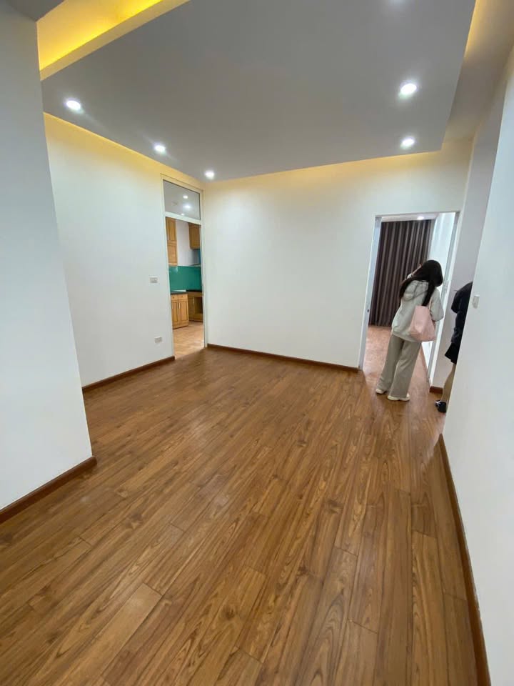 Cho thuê căn hộ 120m² Hạ Đình - 4PN, Căn góc, Sẵn Sàng Vào Ở Ngay!