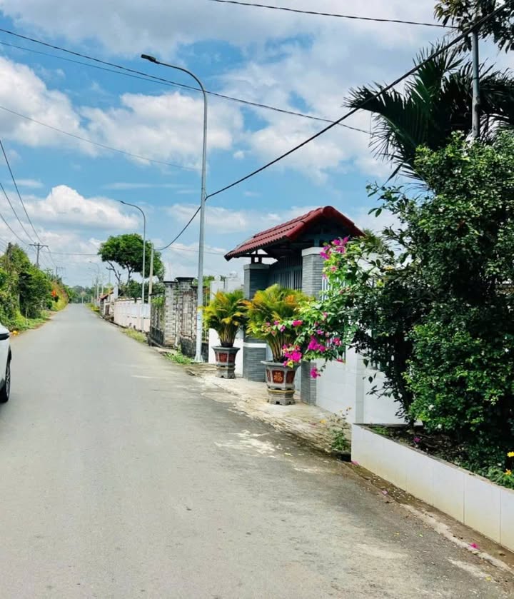 Đất nền Hóc Môn 145m² giá 580 triệu - Sổ đỏ chính chủ bán gấp!