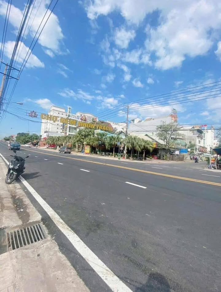 Mặt Tiền Huỳnh Văn Nghệ, Nhơn Trạch - Kinh Doanh Đa Ngành, Sổ Riêng 110m²