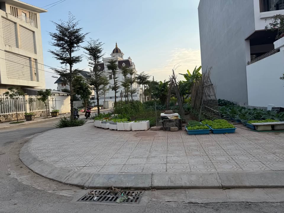 Đất nền Lam Hạ, Phủ Lý 150m² - Sổ đỏ chính chủ, vị trí góc VIP